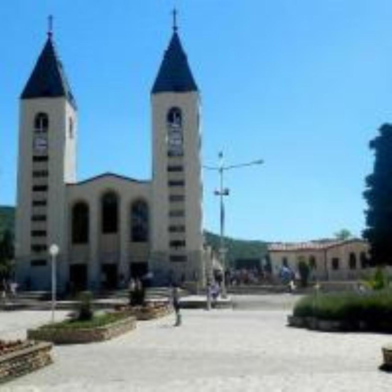 Međugorje Hotel Holy מראה חיצוני תמונה