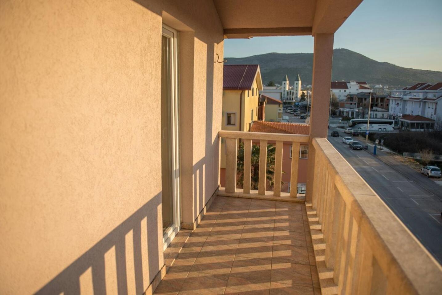 Međugorje Hotel Holy מראה חיצוני תמונה